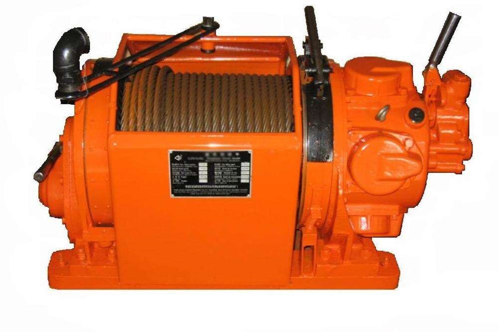 Winch (212) Winch (212)