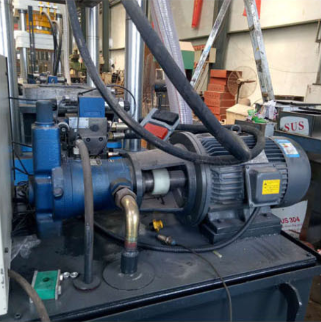 Hydraulic Press (26) Hydraulic Press (26)