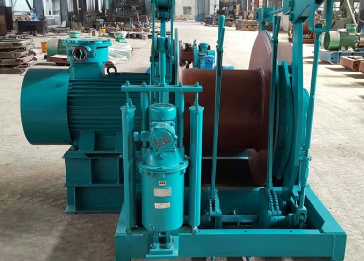 Winch (21) Winch (21)