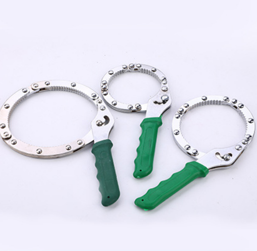 Handcuffed filter element wrench oil filter wrench