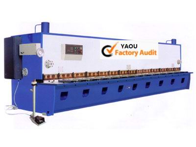 HYDRAULIC GUILLOTINE SHEAR Shearing machine