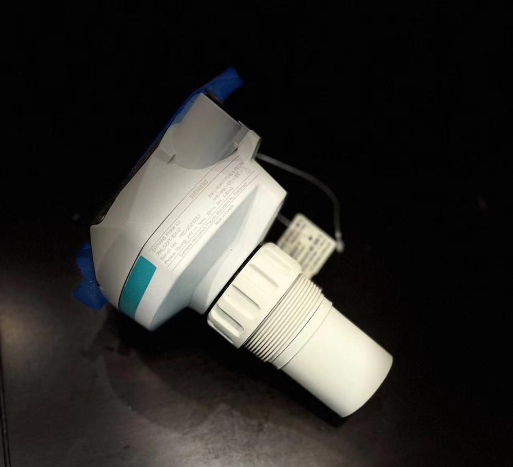 SIEMENS Integrated ultrasonic level meter