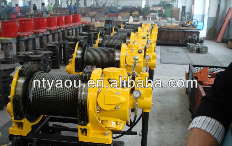 AIR WINCHES Used for lifting and towing