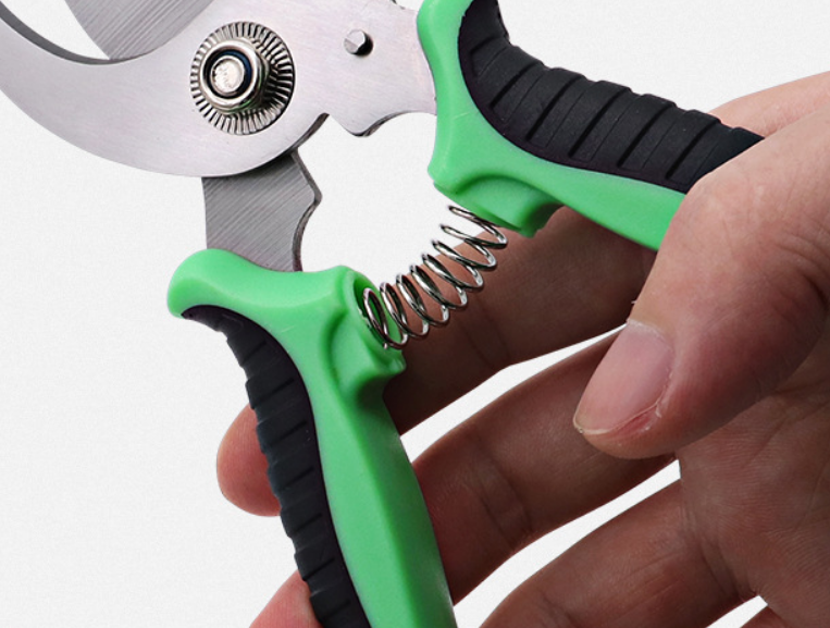 pruning gardening scissors labor saving branch